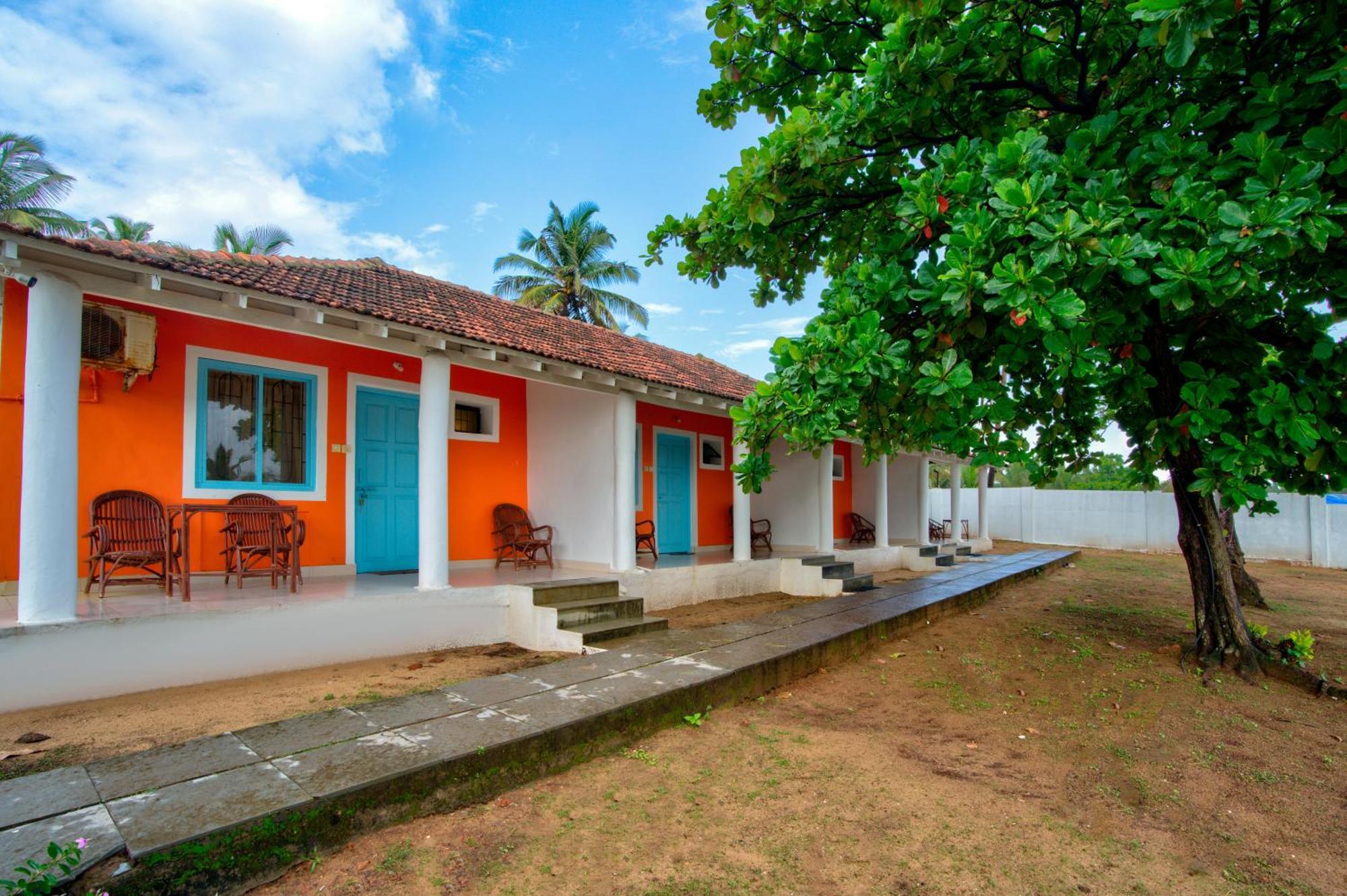 Papilio Beach Front Cottages-Tbv Baga Ngoại thất bức ảnh
