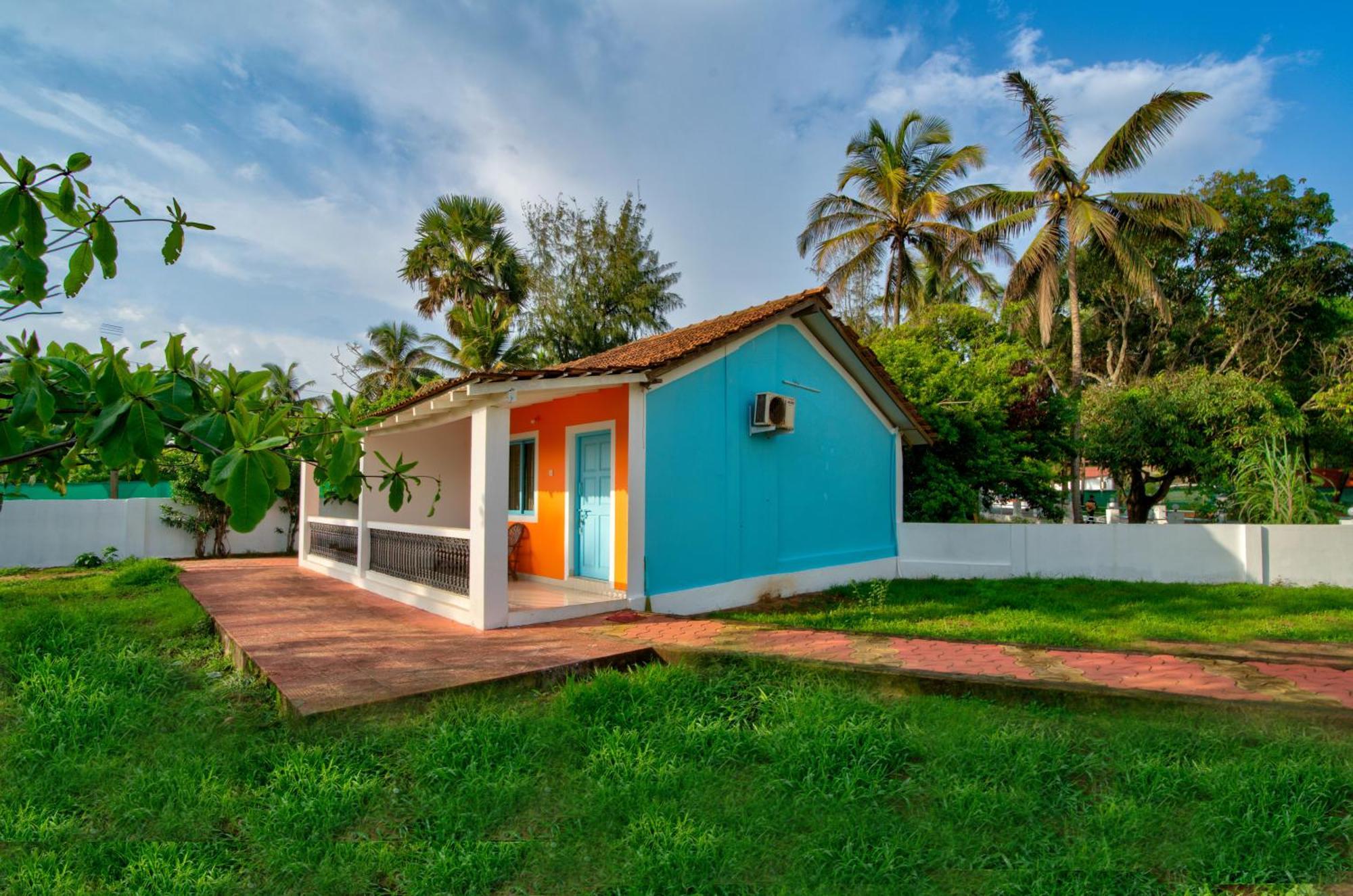 Papilio Beach Front Cottages-Tbv Baga Ngoại thất bức ảnh